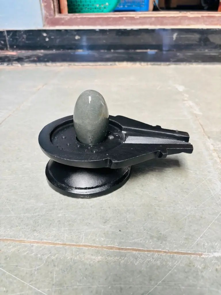 Neelkanth Narmadeshwar Shivling with Jaladhari ||  4 Inch - Original Shivling for Home Temple